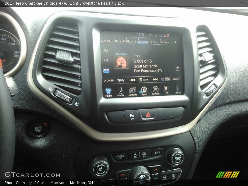 Light Brownstone Pearl / Black 2017 Jeep Cherokee Latitude 4x4