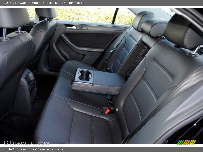 Black / Titan Black 2014 Volkswagen Jetta SE Sedan