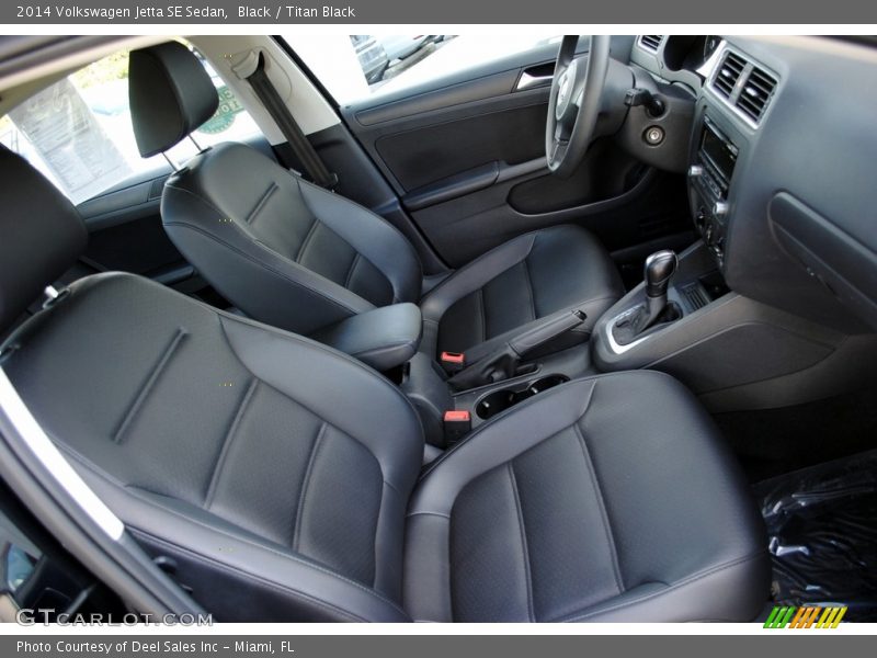 Black / Titan Black 2014 Volkswagen Jetta SE Sedan