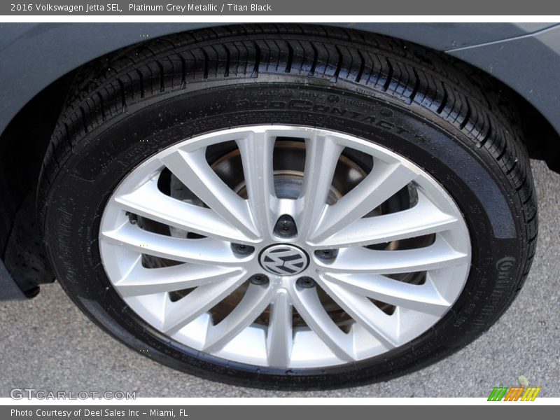 Platinum Grey Metallic / Titan Black 2016 Volkswagen Jetta SEL