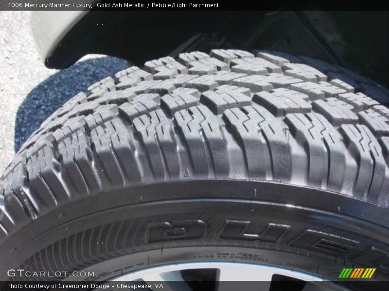 Gold Ash Metallic / Pebble/Light Parchment 2006 Mercury Mariner Luxury