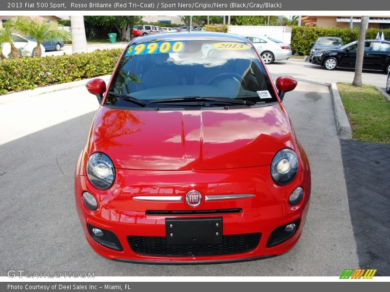 Rosso Brillante (Red Tri-Coat) / Sport Nero/Grigio/Nero (Black/Gray/Black) 2013 Fiat 500 Sport