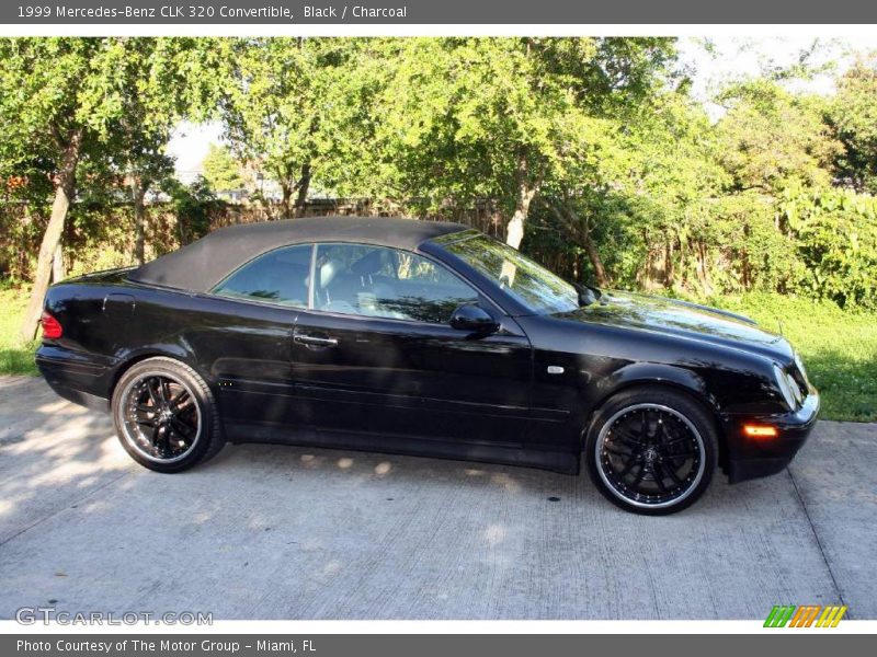 Black / Charcoal 1999 Mercedes-Benz CLK 320 Convertible