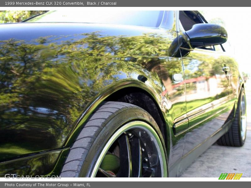 Black / Charcoal 1999 Mercedes-Benz CLK 320 Convertible