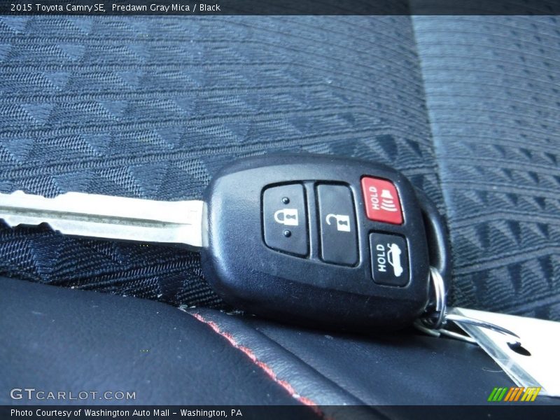 Predawn Gray Mica / Black 2015 Toyota Camry SE