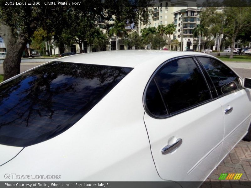 Crystal White / Ivory 2002 Lexus ES 300