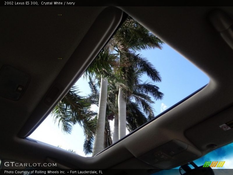 Crystal White / Ivory 2002 Lexus ES 300