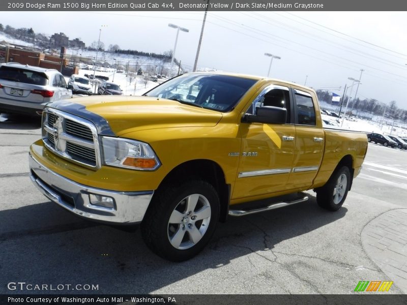 Front 3/4 View of 2009 Ram 1500 Big Horn Edition Quad Cab 4x4
