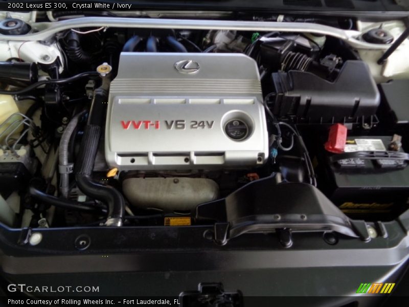 Crystal White / Ivory 2002 Lexus ES 300