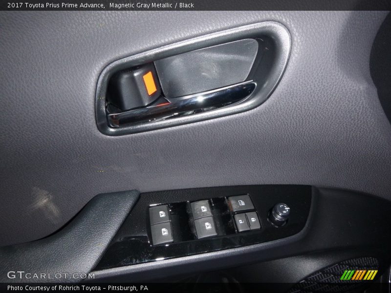 Controls of 2017 Prius Prime Advance