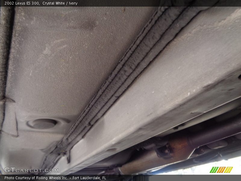 Crystal White / Ivory 2002 Lexus ES 300