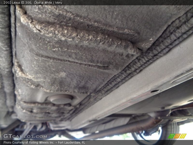 Crystal White / Ivory 2002 Lexus ES 300