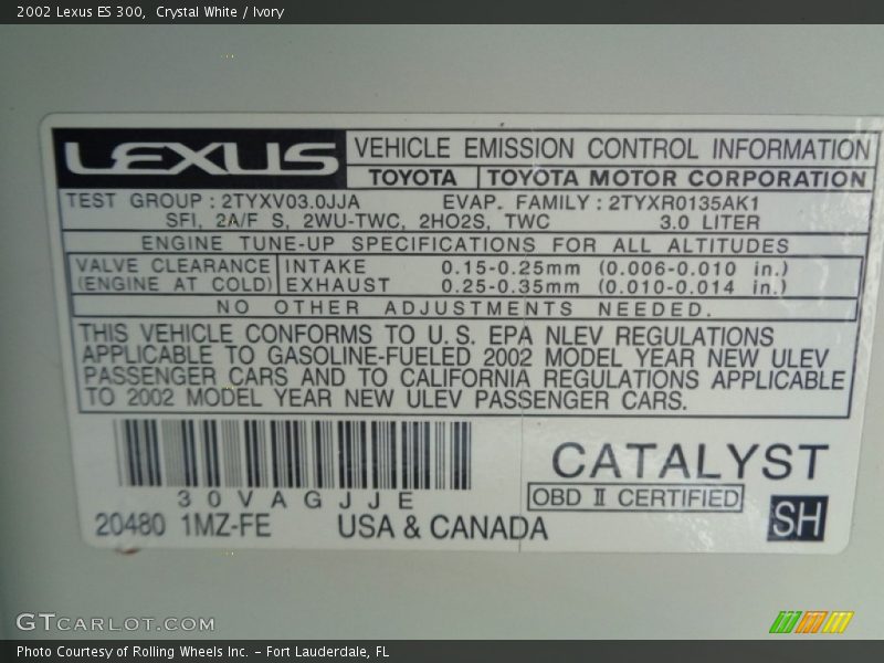 Crystal White / Ivory 2002 Lexus ES 300