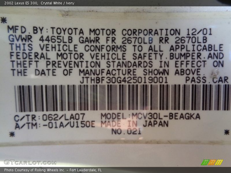 Crystal White / Ivory 2002 Lexus ES 300