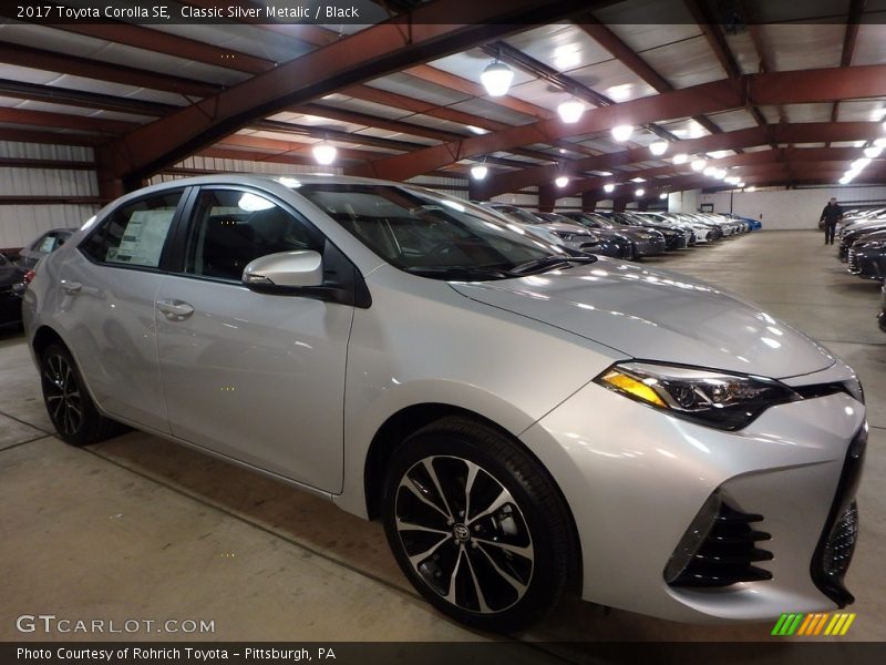 Classic Silver Metalic / Black 2017 Toyota Corolla SE