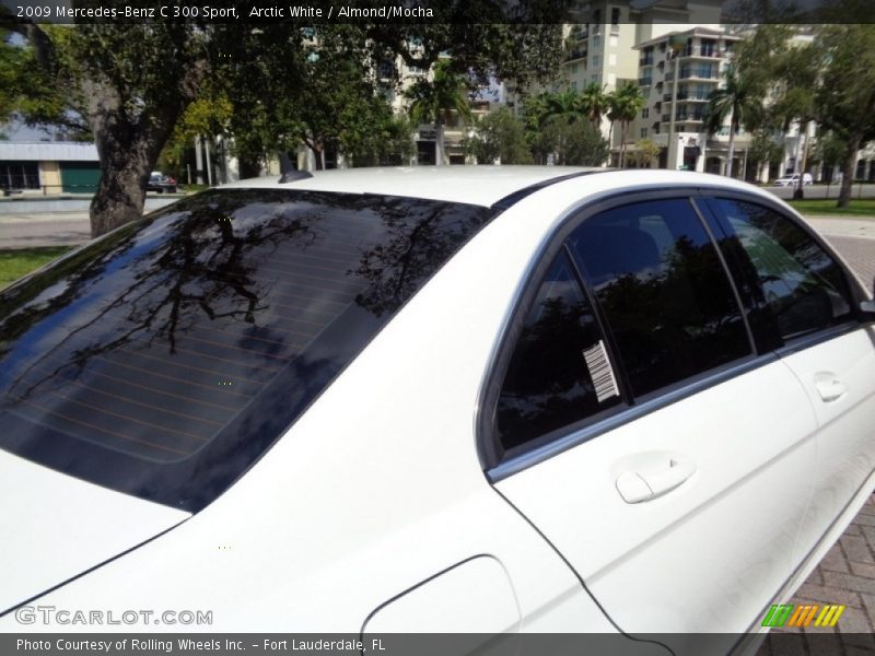 Arctic White / Almond/Mocha 2009 Mercedes-Benz C 300 Sport