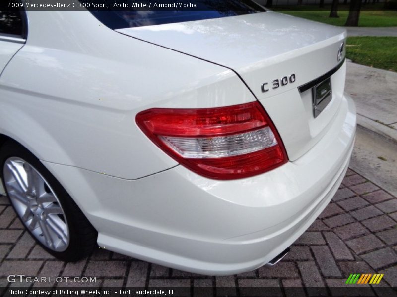 Arctic White / Almond/Mocha 2009 Mercedes-Benz C 300 Sport