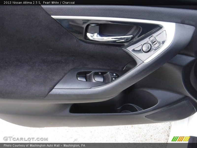 Pearl White / Charcoal 2013 Nissan Altima 2.5 S