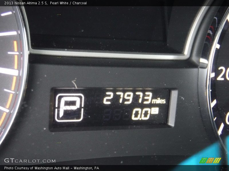 Pearl White / Charcoal 2013 Nissan Altima 2.5 S