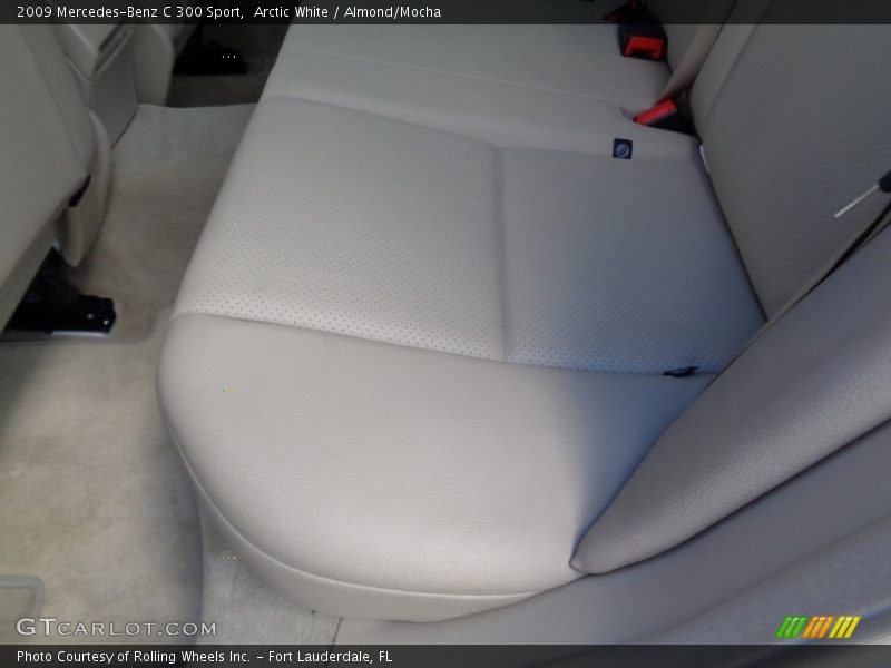 Arctic White / Almond/Mocha 2009 Mercedes-Benz C 300 Sport