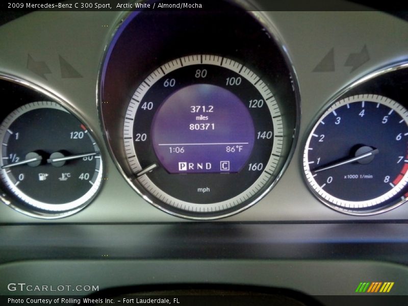 Arctic White / Almond/Mocha 2009 Mercedes-Benz C 300 Sport