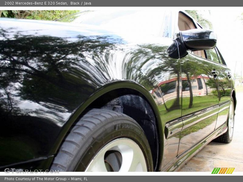 Black / Java 2002 Mercedes-Benz E 320 Sedan