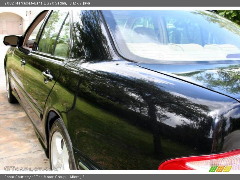 Black / Java 2002 Mercedes-Benz E 320 Sedan