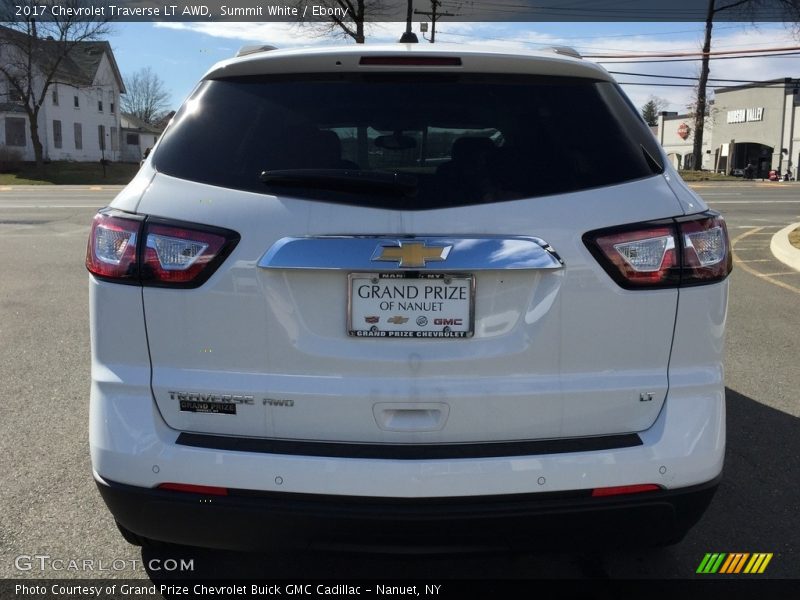 Summit White / Ebony 2017 Chevrolet Traverse LT AWD