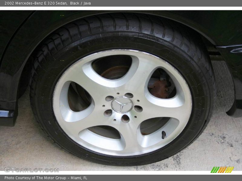 2002 E 320 Sedan Wheel