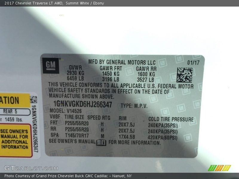 Summit White / Ebony 2017 Chevrolet Traverse LT AWD