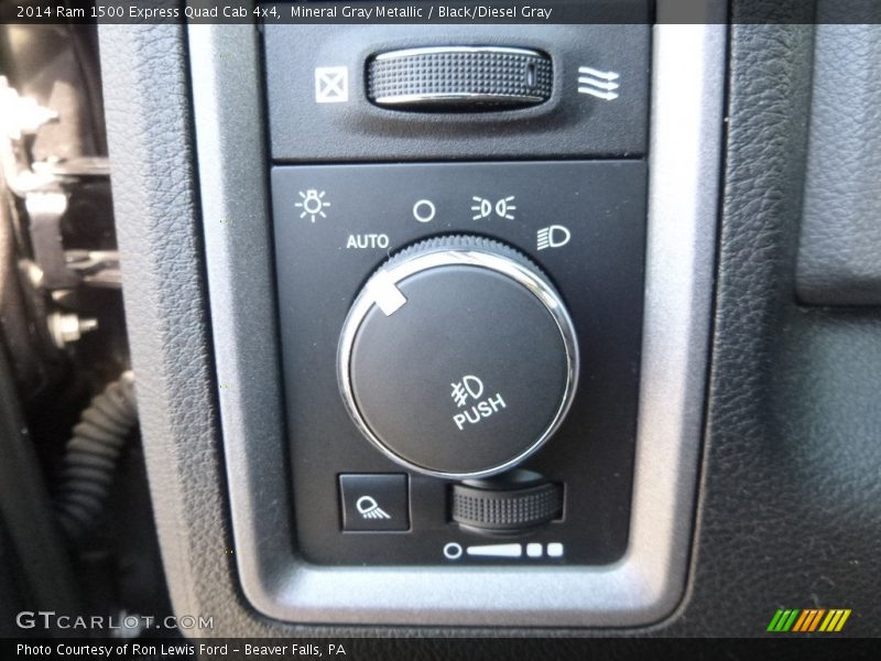 Mineral Gray Metallic / Black/Diesel Gray 2014 Ram 1500 Express Quad Cab 4x4