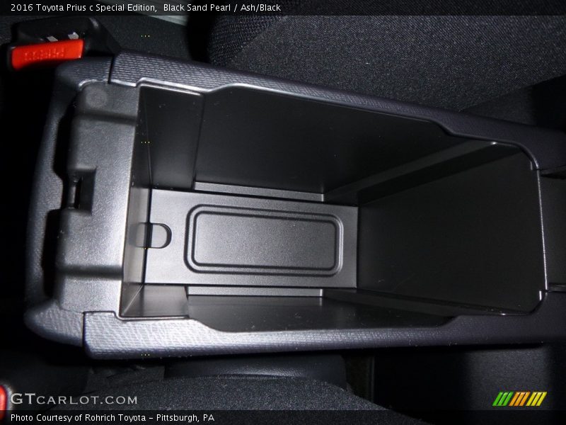Black Sand Pearl / Ash/Black 2016 Toyota Prius c Special Edition