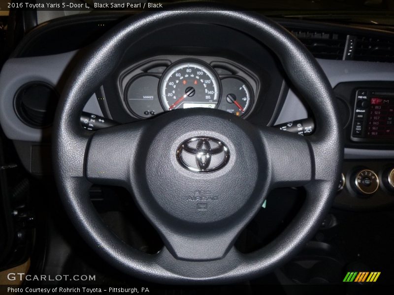 Black Sand Pearl / Black 2016 Toyota Yaris 5-Door L