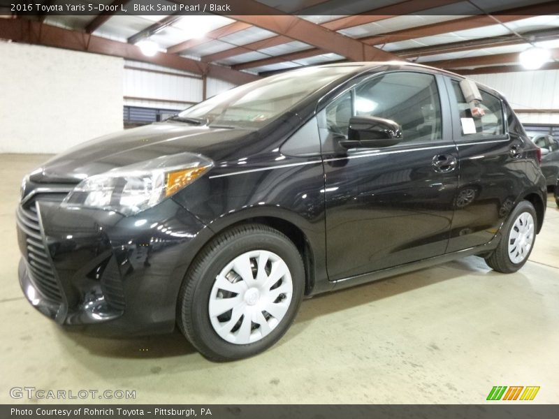 Black Sand Pearl / Black 2016 Toyota Yaris 5-Door L