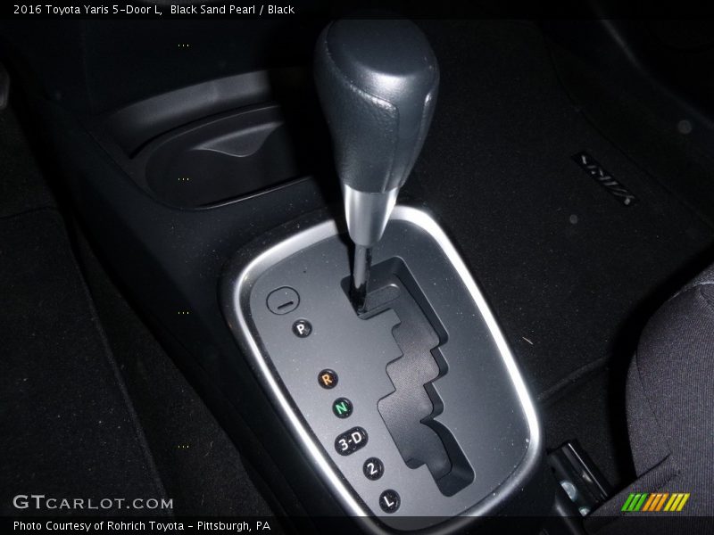 Black Sand Pearl / Black 2016 Toyota Yaris 5-Door L