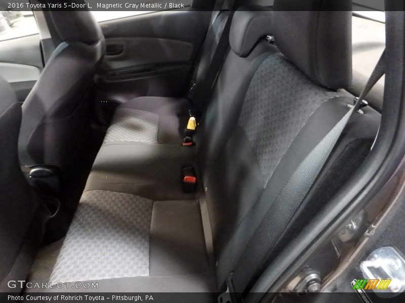Magnetic Gray Metallic / Black 2016 Toyota Yaris 5-Door L