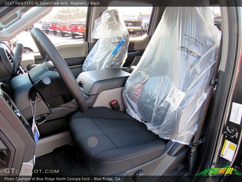 Magnetic / Black 2017 Ford F150 XL SuperCrew 4x4