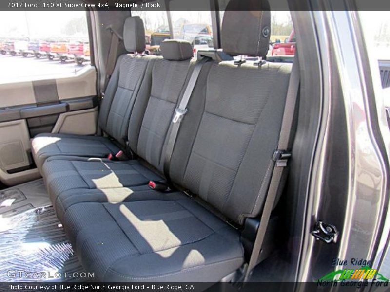 Magnetic / Black 2017 Ford F150 XL SuperCrew 4x4