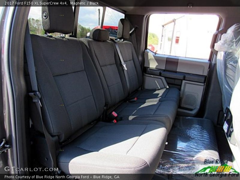 Magnetic / Black 2017 Ford F150 XL SuperCrew 4x4