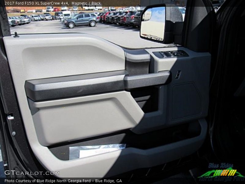 Magnetic / Black 2017 Ford F150 XL SuperCrew 4x4