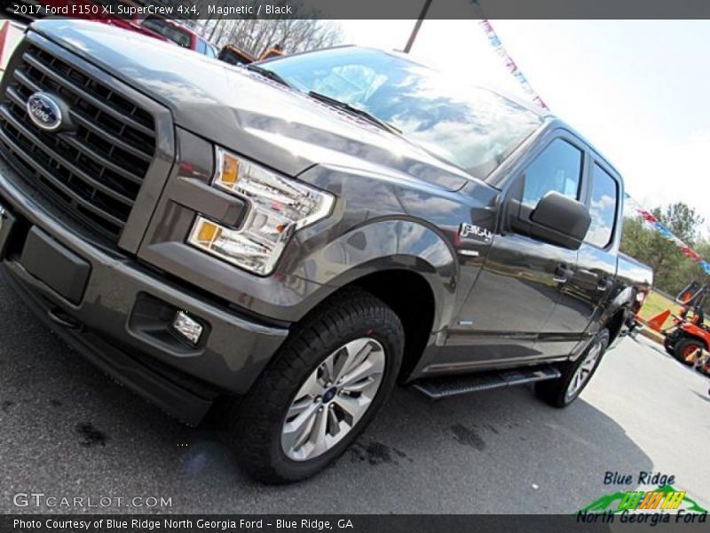 Magnetic / Black 2017 Ford F150 XL SuperCrew 4x4