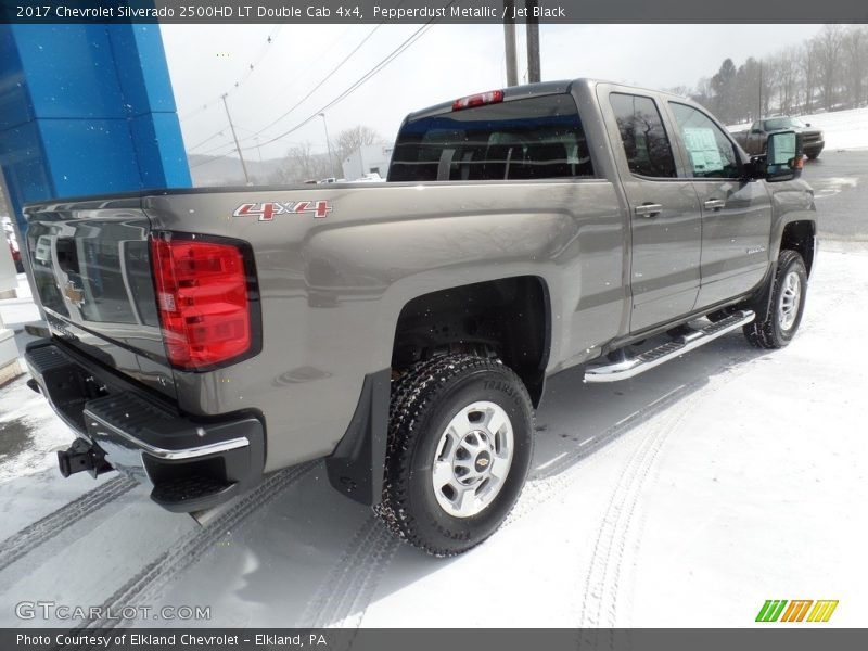 Pepperdust Metallic / Jet Black 2017 Chevrolet Silverado 2500HD LT Double Cab 4x4