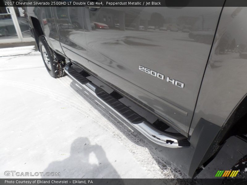 Pepperdust Metallic / Jet Black 2017 Chevrolet Silverado 2500HD LT Double Cab 4x4