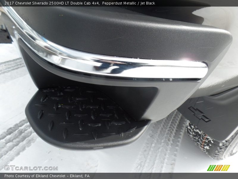 Pepperdust Metallic / Jet Black 2017 Chevrolet Silverado 2500HD LT Double Cab 4x4
