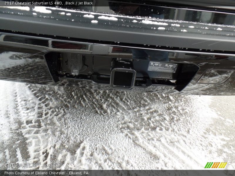 Black / Jet Black 2017 Chevrolet Suburban LS 4WD