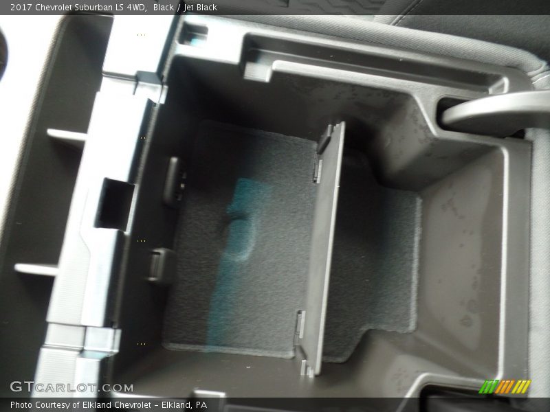 Black / Jet Black 2017 Chevrolet Suburban LS 4WD