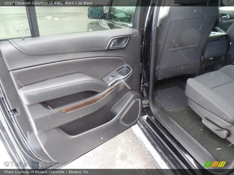 Black / Jet Black 2017 Chevrolet Suburban LS 4WD