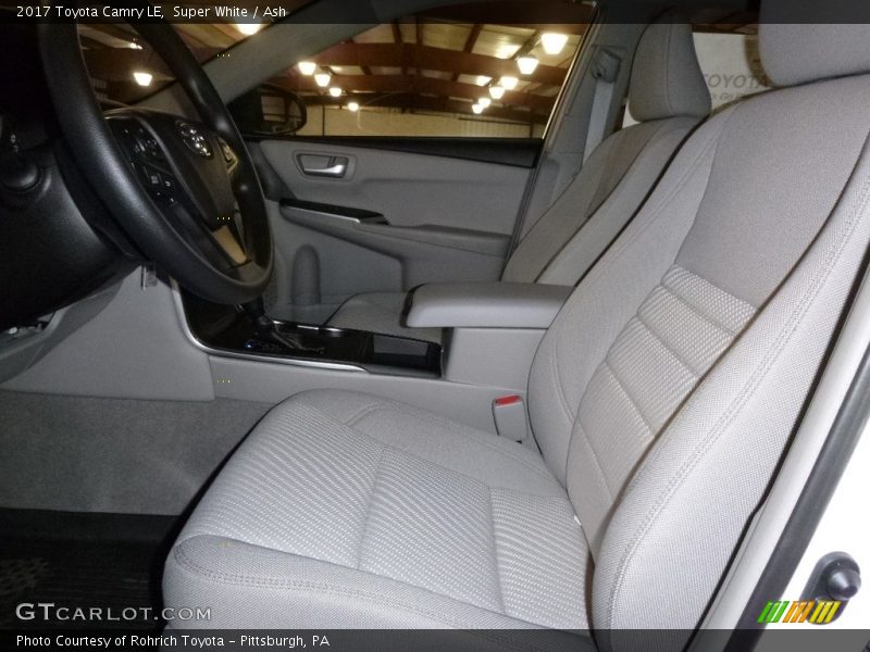 Super White / Ash 2017 Toyota Camry LE