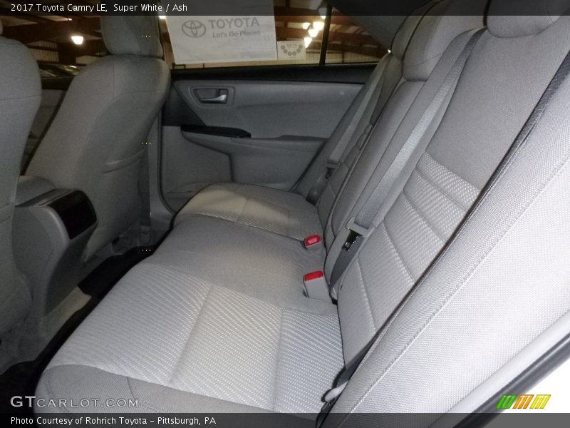 Super White / Ash 2017 Toyota Camry LE