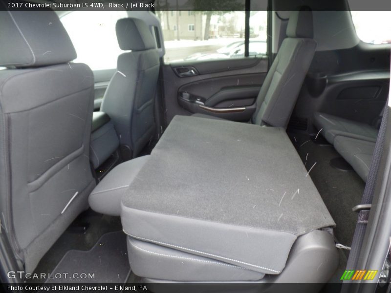 Black / Jet Black 2017 Chevrolet Suburban LS 4WD